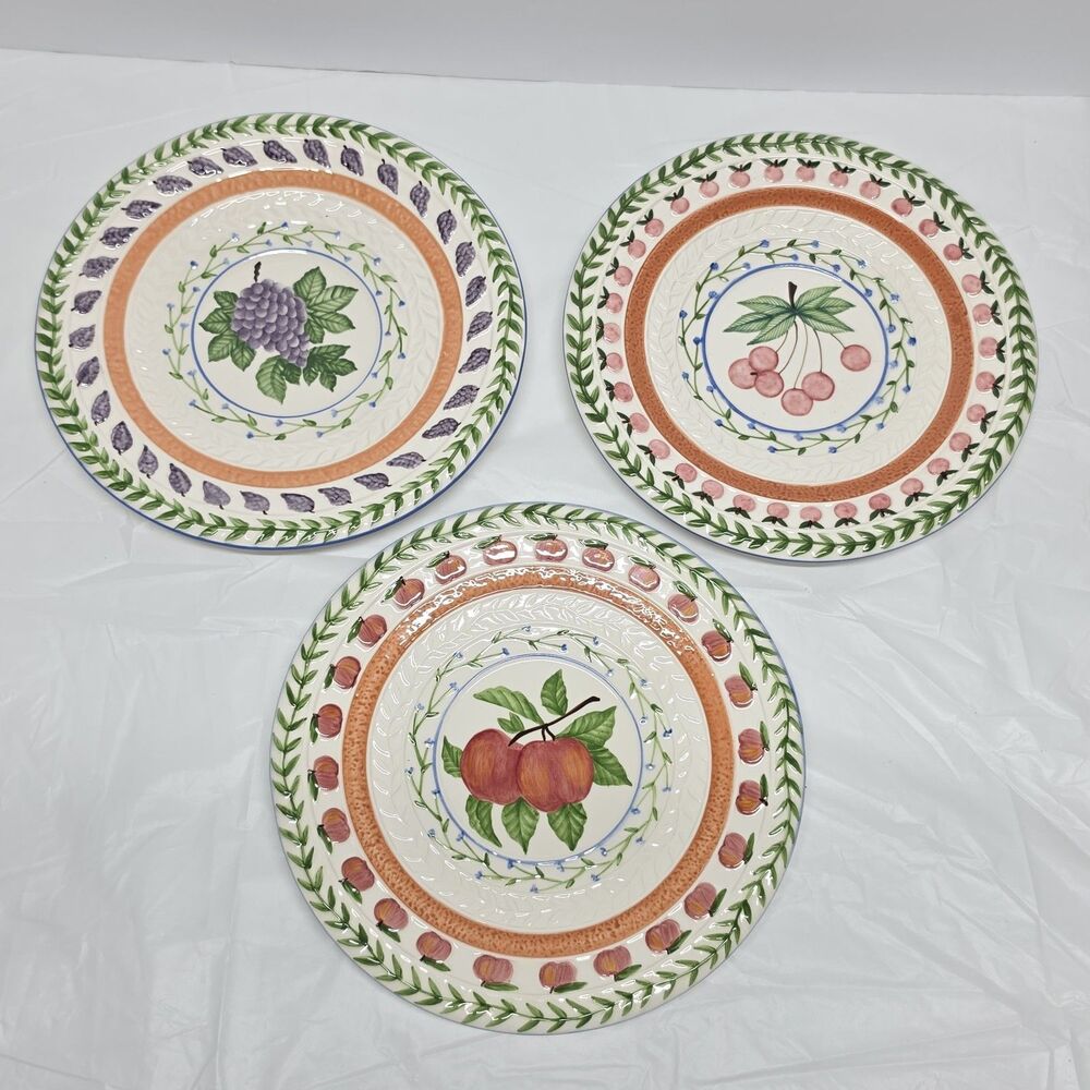 Strata Group Fresh N’ Fruity Salad /Lunch Plate 8.5" Apple Cherry Grape Set Of 3